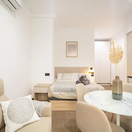 公寓 Flats - Exclusiva, Junto Al Roig Arena 瓦伦西亚