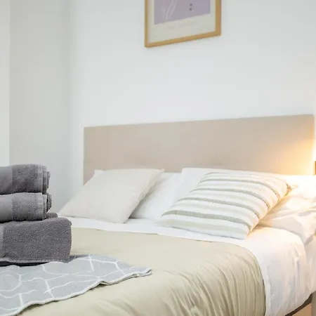 Flats - Exclusiva, Junto Al Roig Arena * 瓦伦西亚
